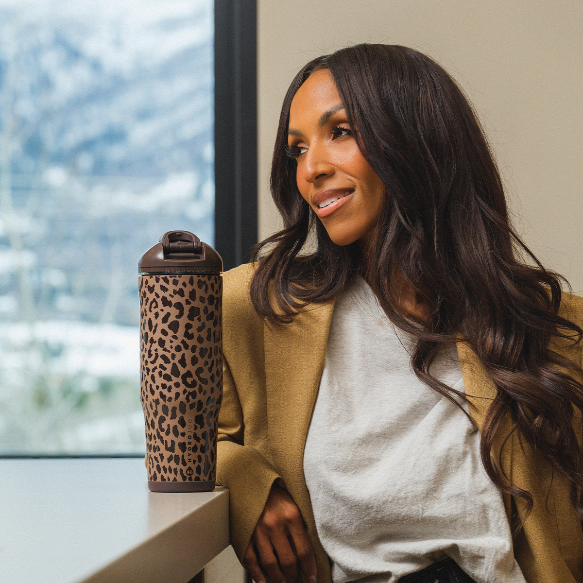 brown-leopard-32oz-946ml-i4 Ease32-BrownLeopard-WPI-8.png