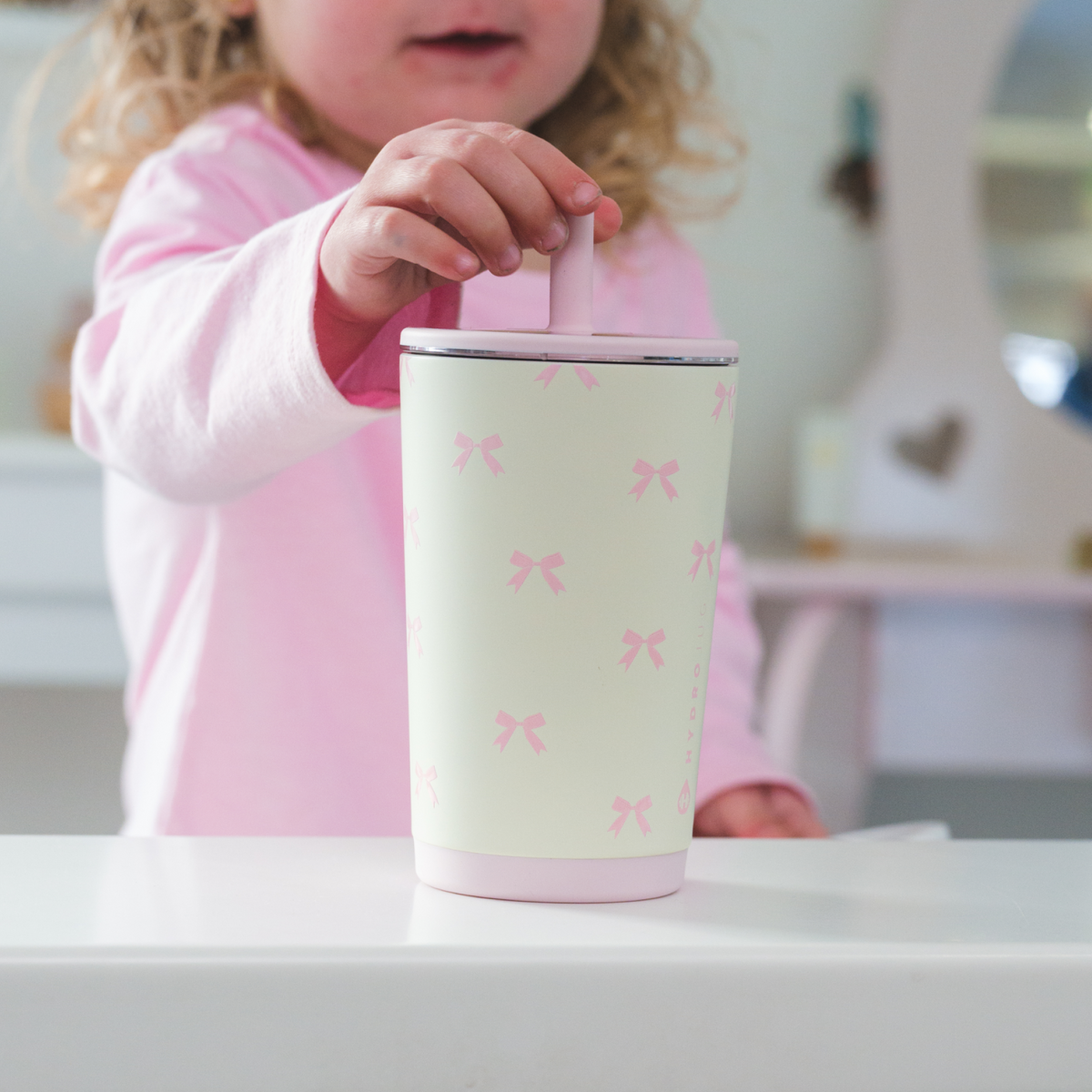 bows-14oz-415ml-c0 EverydayTumbler-Bows-WPI_1.png